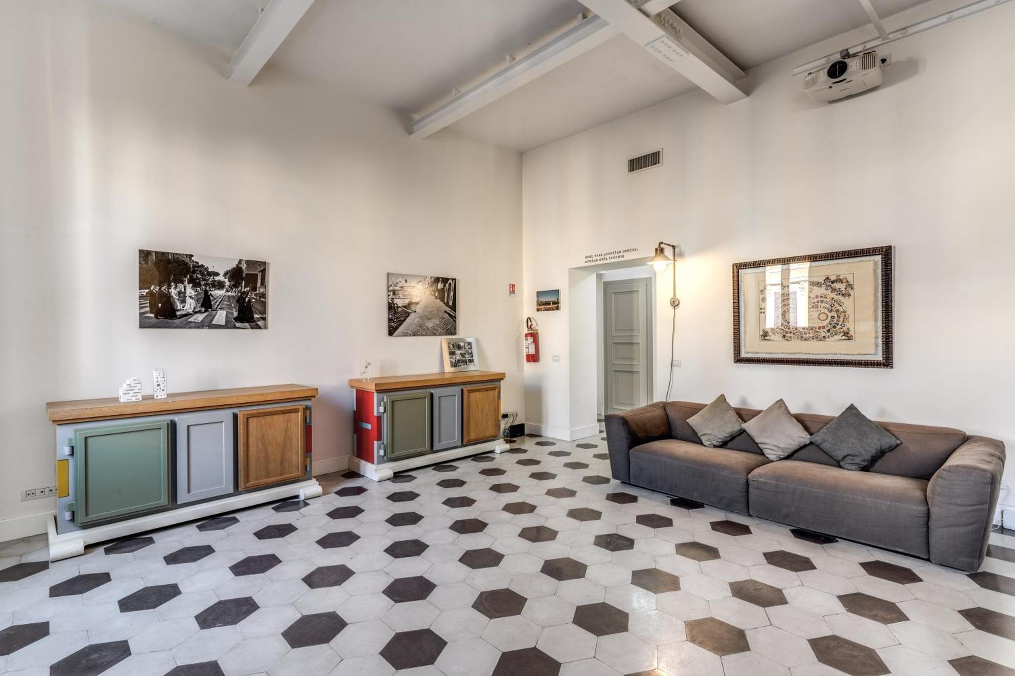 Malico Loft - At Cir: 27648